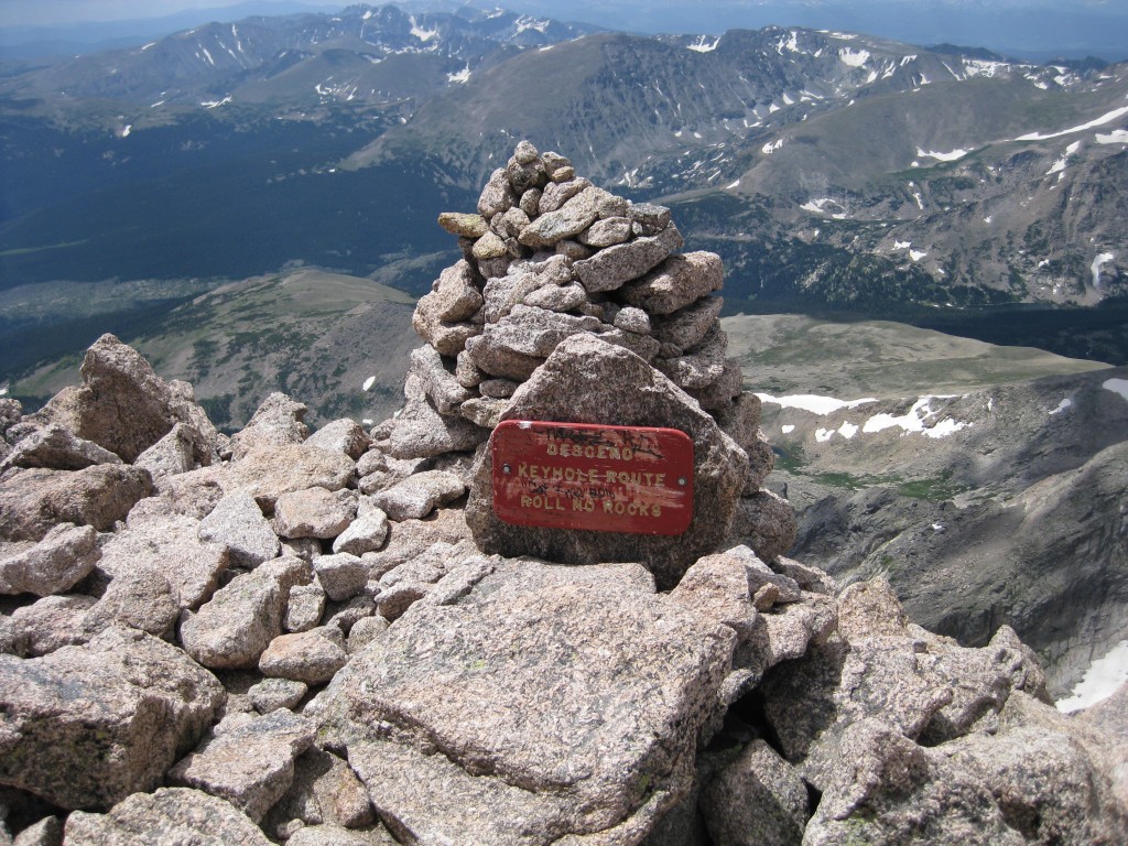 The sign at the summit of Longs Peak indicating the regular descent route.